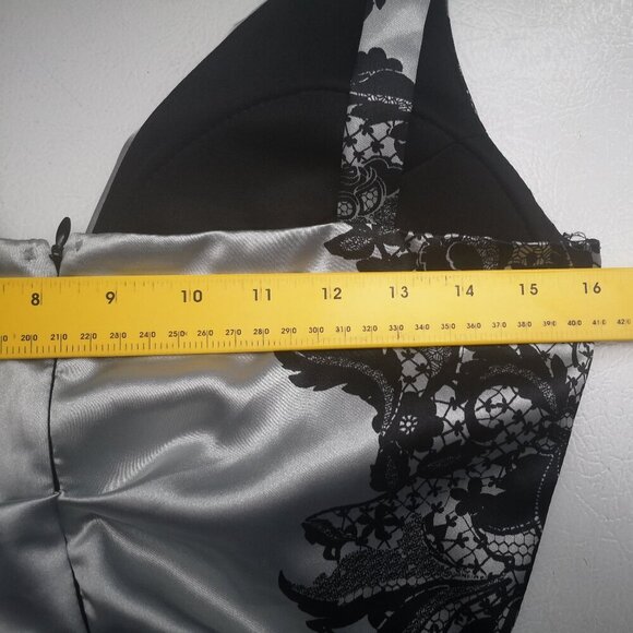 Jump Apparel Ladies Size 7/8 Sleeveless Black & Silver Maxi Evening /Party Dress - Picture 7 of 7